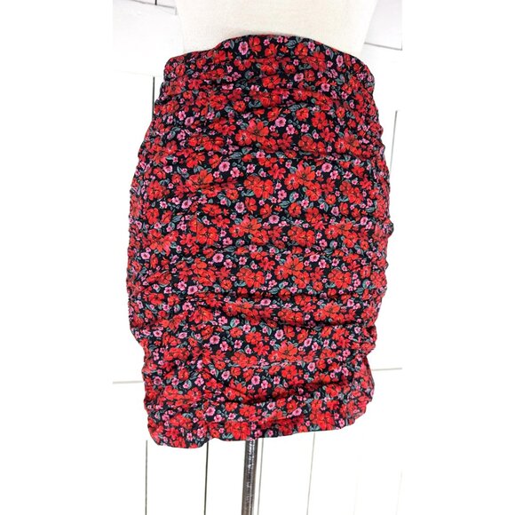 Vintage 90s red floral stretchy bodycon mini skirt - Picture 2 of 4